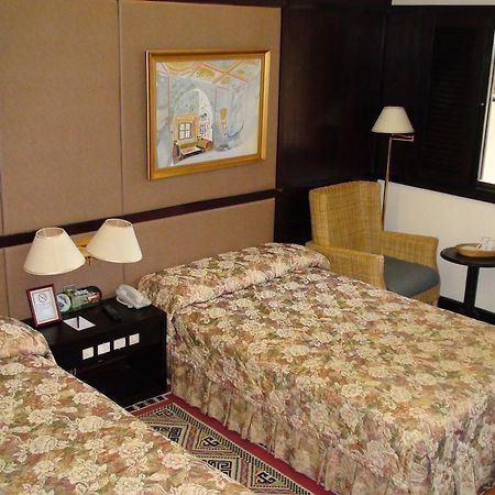 Thanh Thuy Hotel Dalat Bagian luar foto
