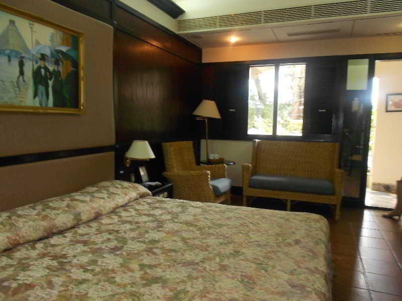 Thanh Thuy Hotel Dalat Bagian luar foto