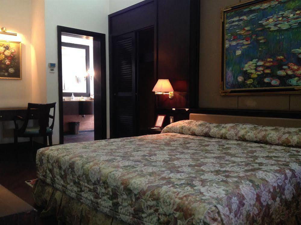 Thanh Thuy Hotel Dalat Bagian luar foto